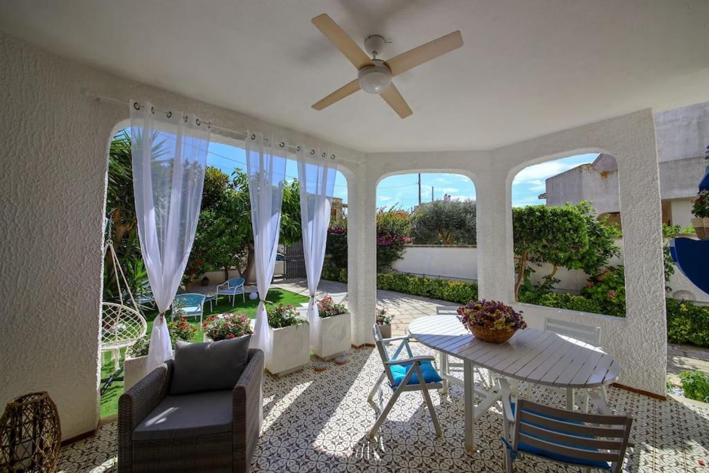 Villa Vera, Accesso Al Mare, Vista Castello, Ac Brindisi Extérieur photo